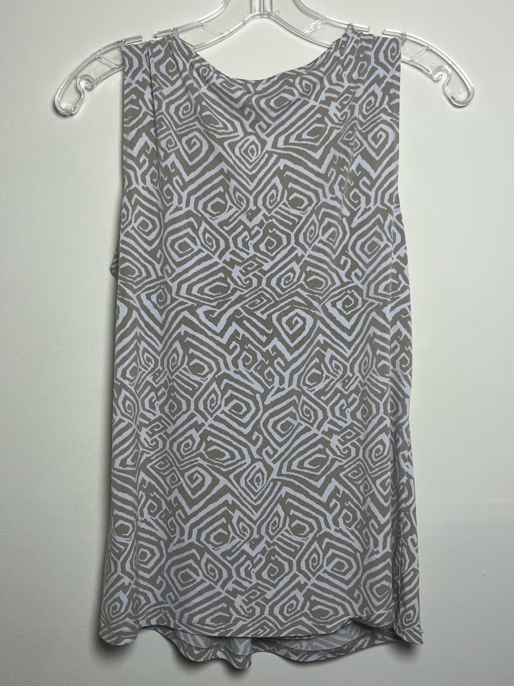 Women/s Michael Kors Sleeveless Twist-Front Geometric Tank Top - Tan/White - Picture 2 of 7